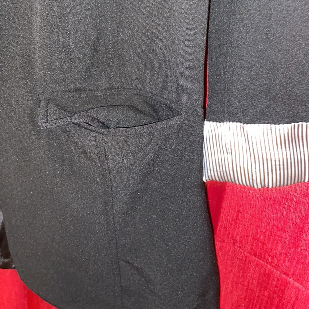 Donated IZ Byer Womens Blazer Striped Cuffs Single Button Size small (juniors) - Picture 9 of 12